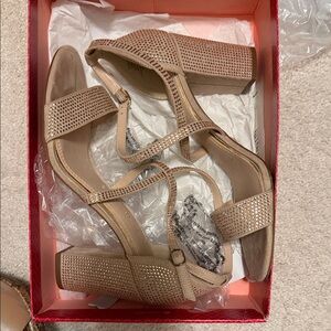 Elegant Tan Block Heel Sandals kk-paloona